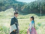 Poster drama TV “Poong, The Joseon Psychiatrist 2” Kim Min-jae dan Kim Hyang-ki menatap